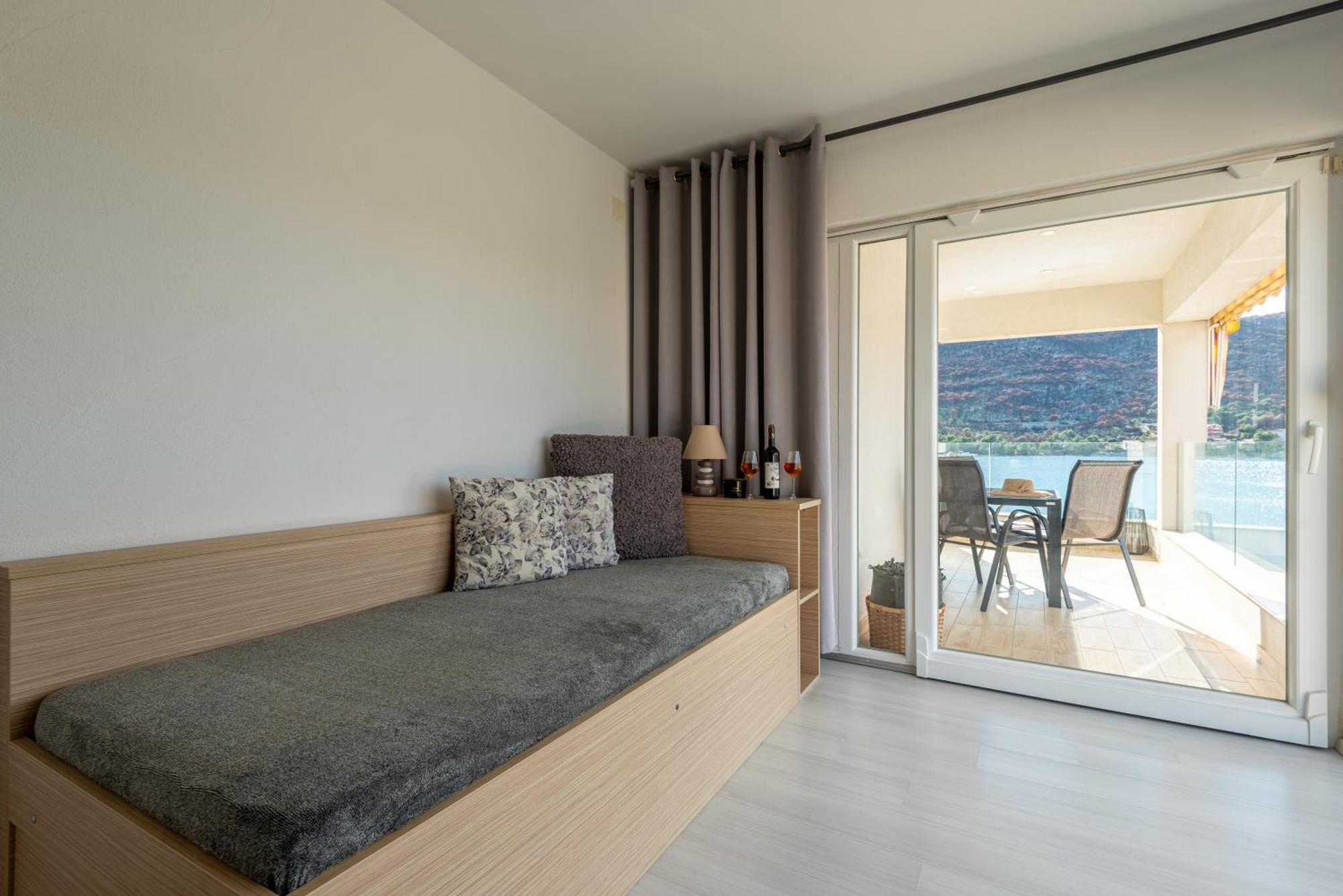 Apartments Holidays Roko Гребащиця Номер фото
