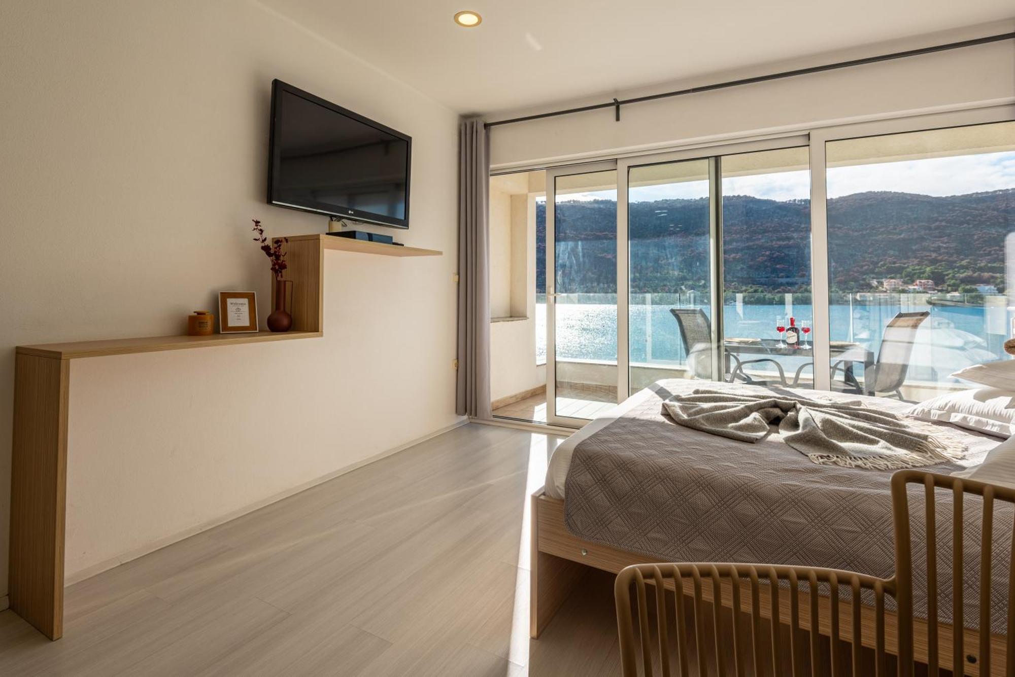 Apartments Holidays Roko Гребащиця Номер фото
