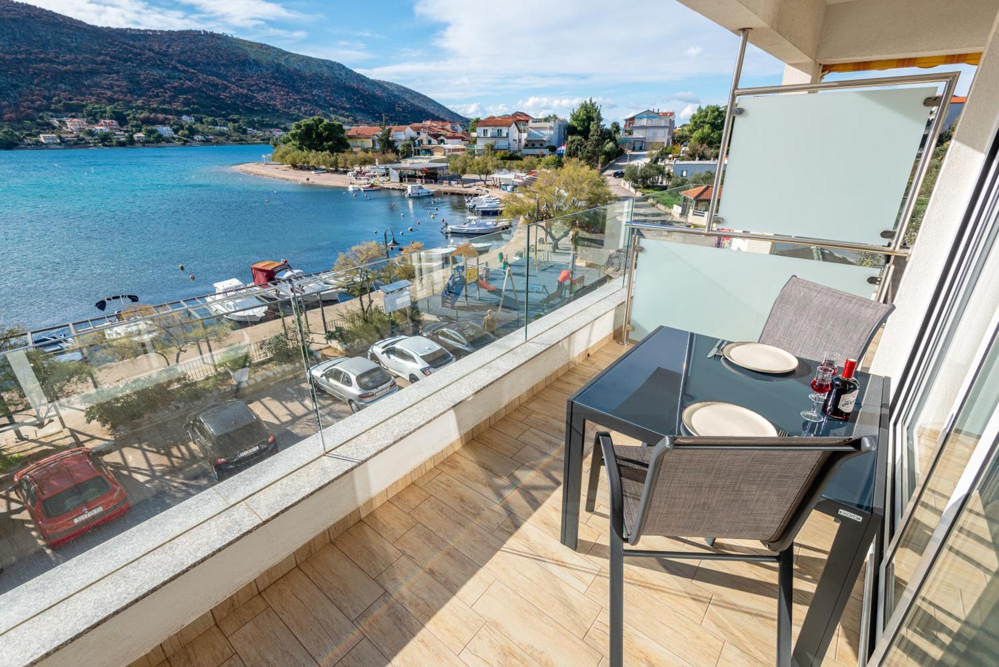 Apartments Holidays Roko Гребащиця Номер фото